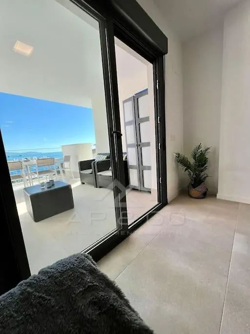 Icon Deluxe Marina Views Apartment La Herradura