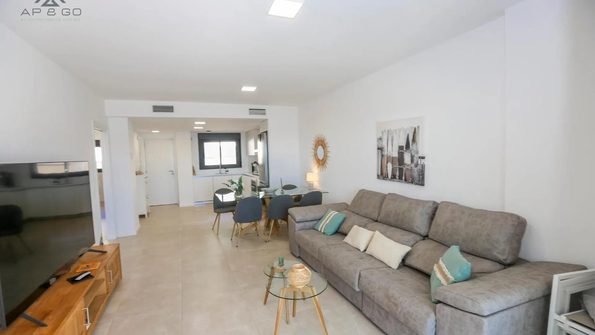 Icon Deluxe Marina Views Apartment La Herradura