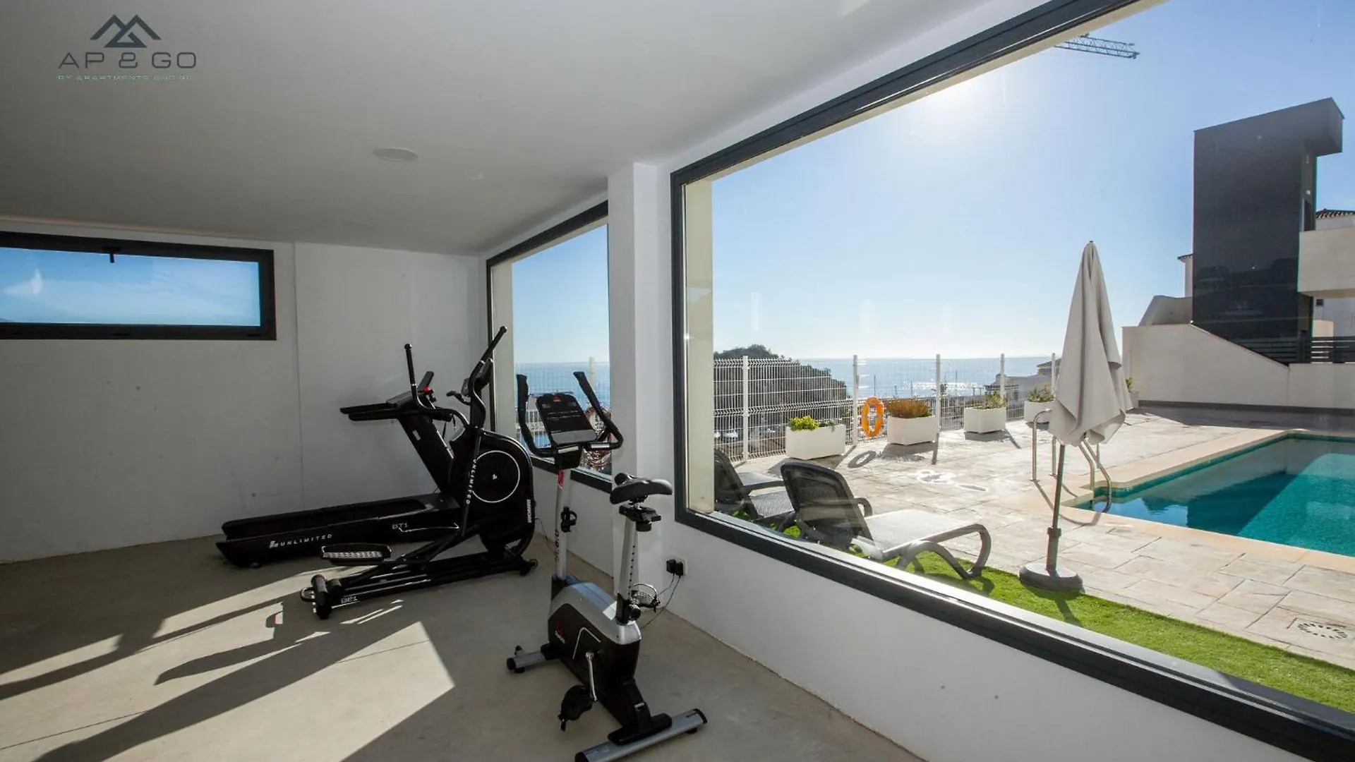 Icon Deluxe Marina Views Apartment La Herradura  La Herradura (Granada)
