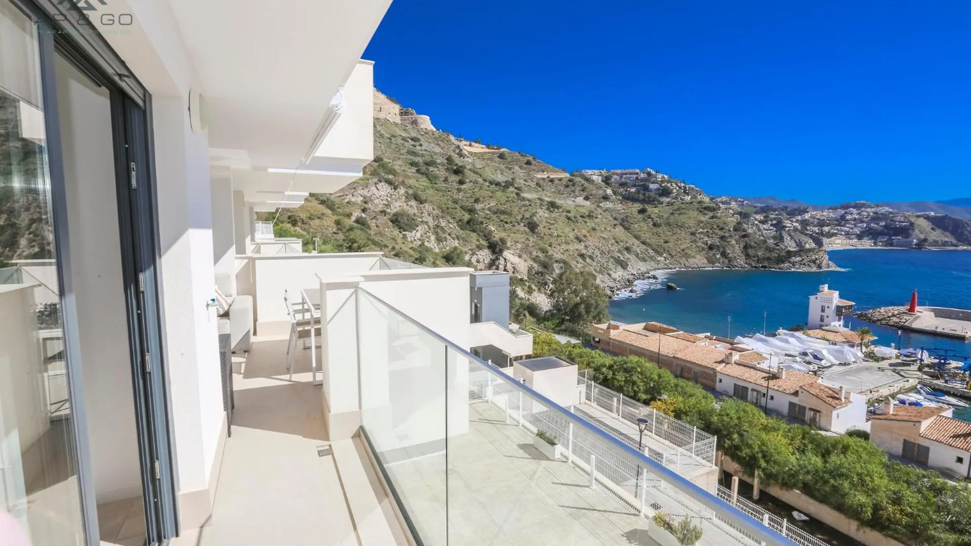 Icon Deluxe Marina Views Apartment La Herradura